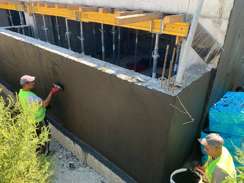 Hidroizolator solutii semifluide cu experienta